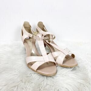 2/$30 Sofft 10 M Women Pink Leather T-Strap D'orsay Heels